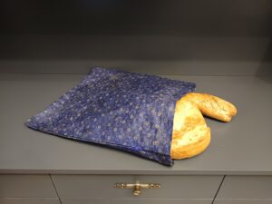 Méhviaszos kenyeres zsák - kék virágok